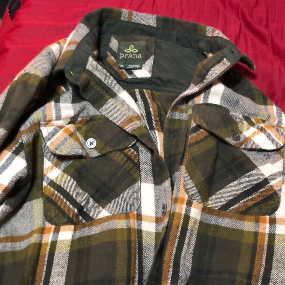 Men’s prana flannel